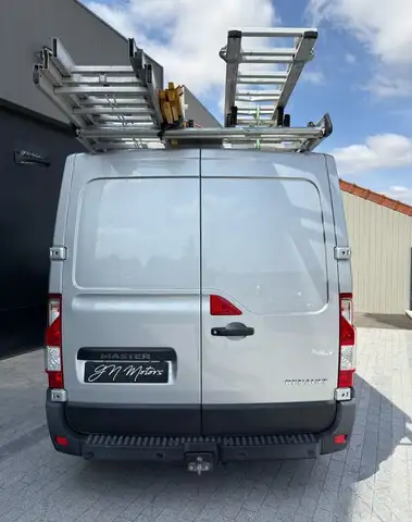 Renault Master view 4