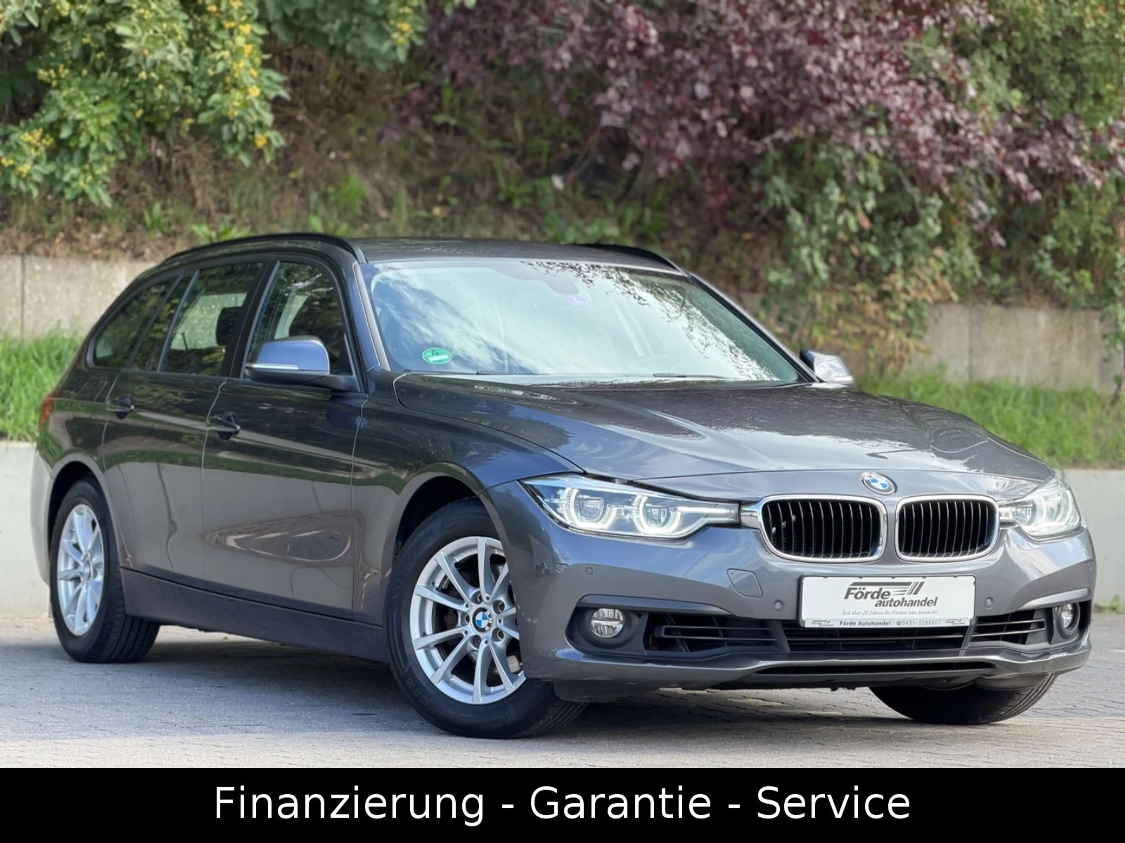 BMW 318 i Touring AUTOMATIK/LED/LEDER/1HAND/GEPFLEGT — photo 3
