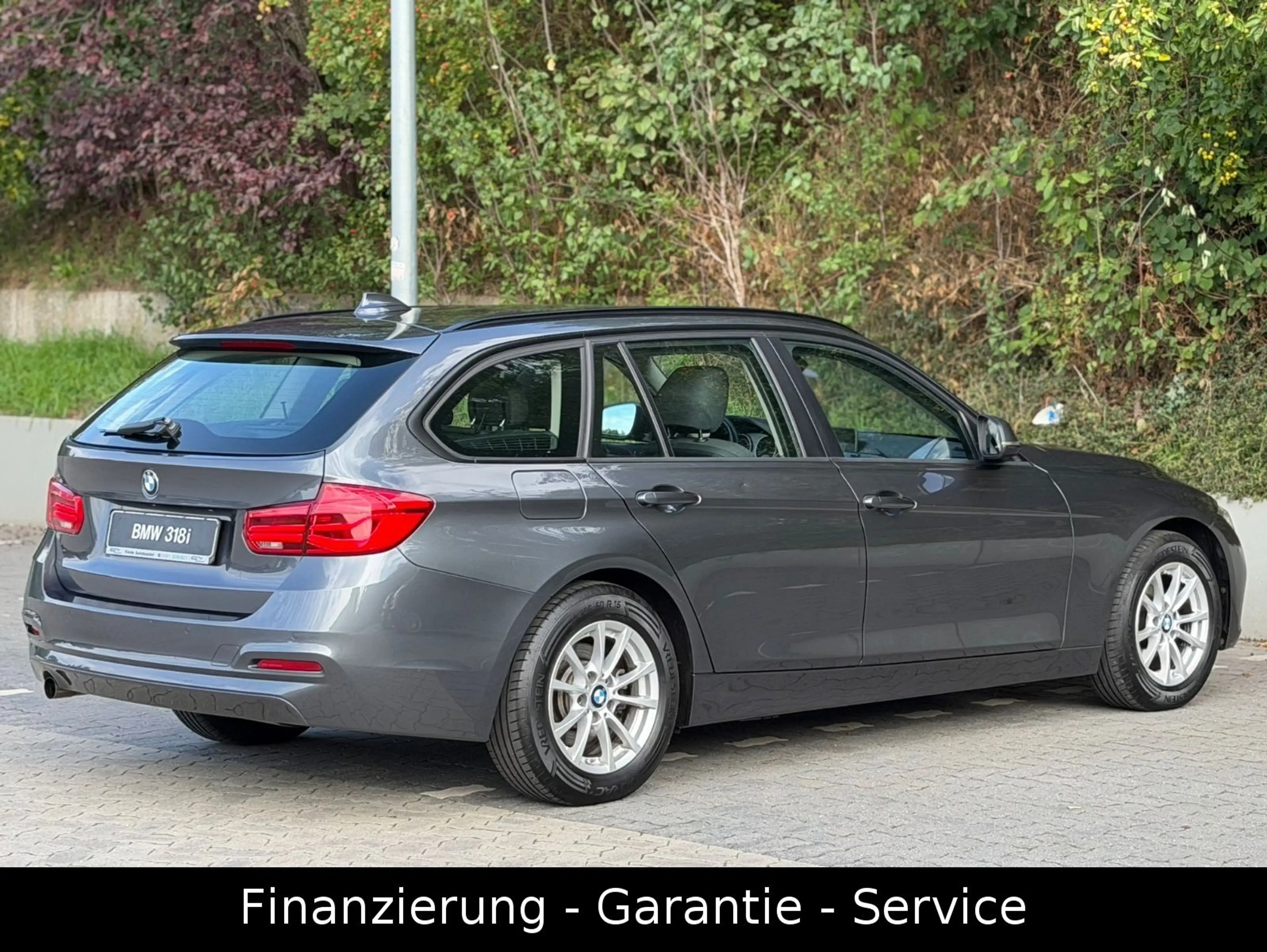 BMW 318 i Touring AUTOMATIK/LED/LEDER/1HAND/GEPFLEGT — photo 5