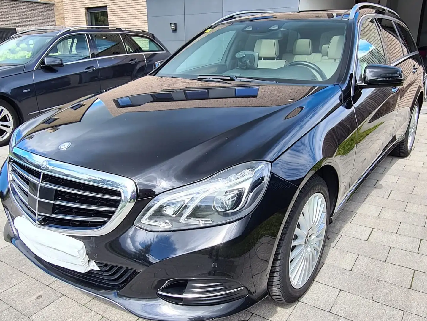 Mercedes-Benz E 350 T CDI DPF 4Matic BlueEFFICIENCY 7G-TRONIC Avantgar - 1