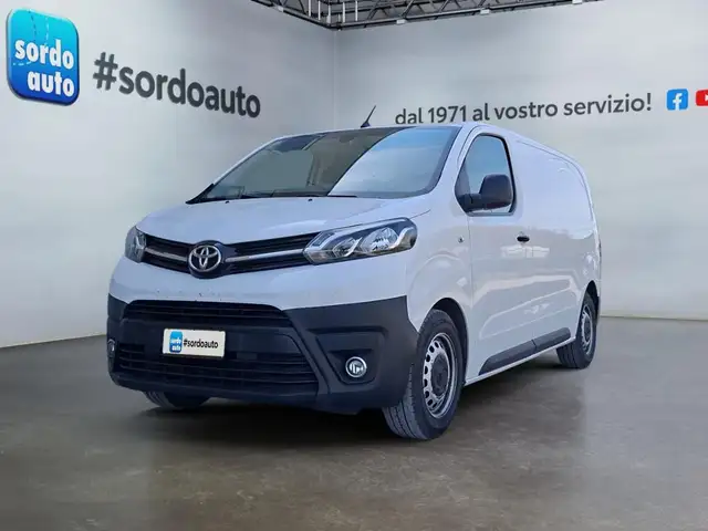 Toyota Proace 1.5D 120CV Van Passo Medio