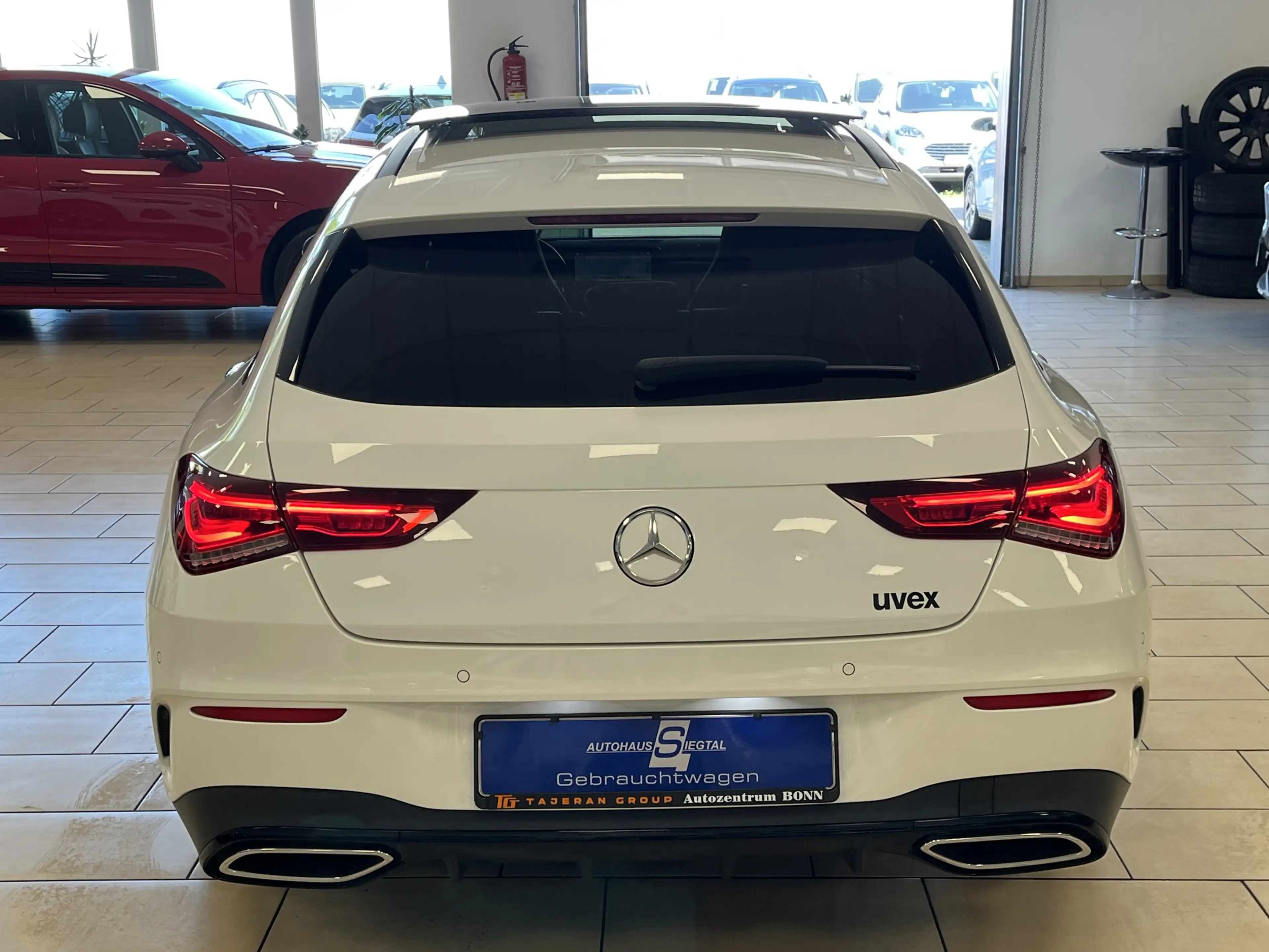 Mercedes-Benz CLA 220 Pano*AHK*HUD*360°Cam*ACC — photo 5