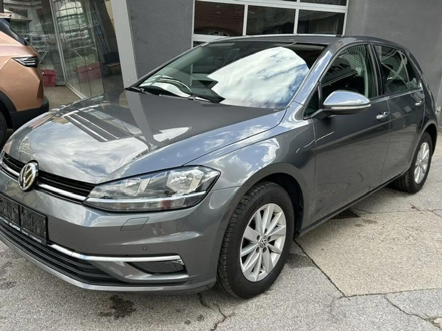 Volkswagen Golf Comfortline BMT/Start-Stop Grau - 1