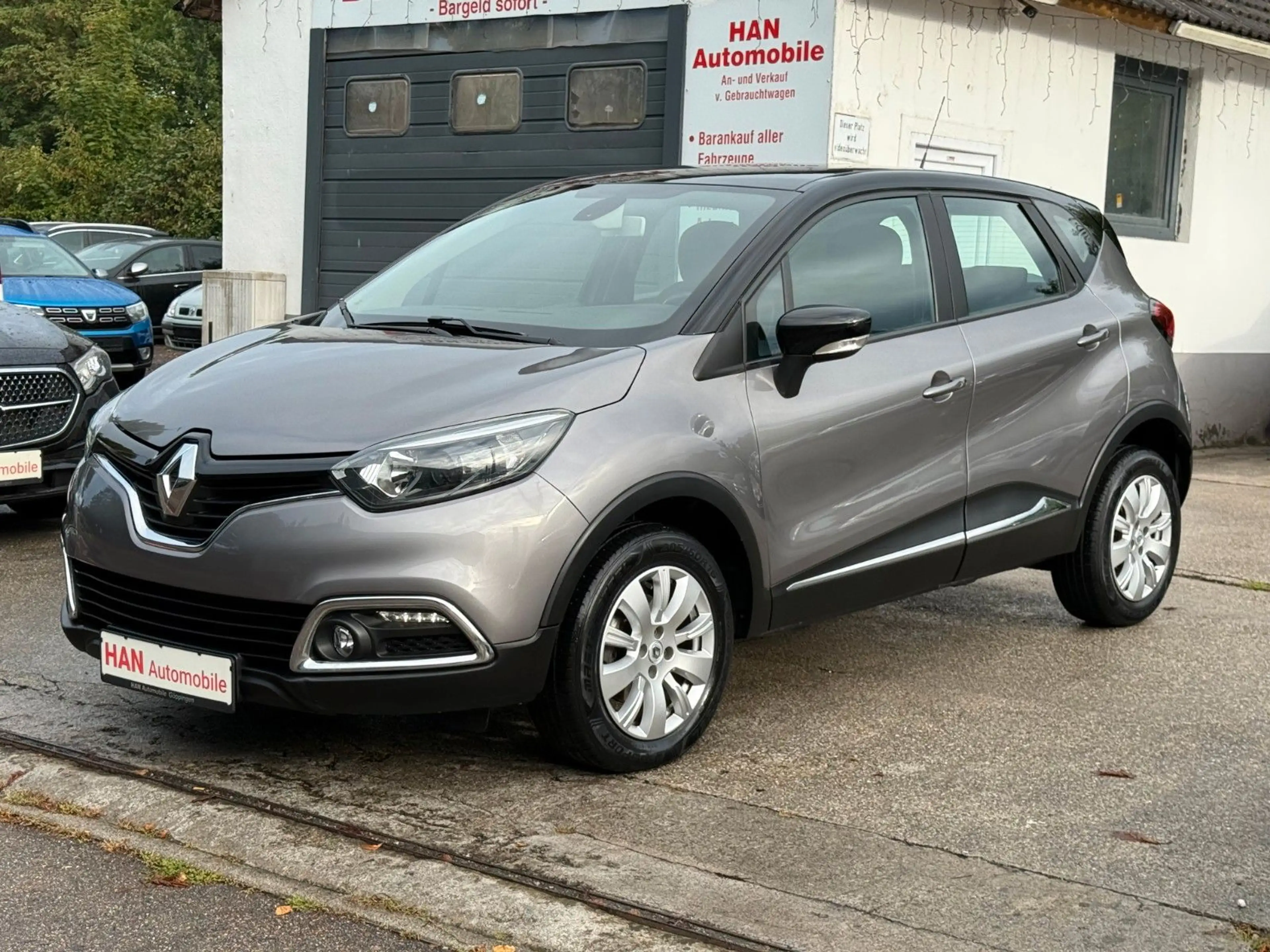Renault Captur Experience/Automatik/Navi/Temp./PDC — photo 5