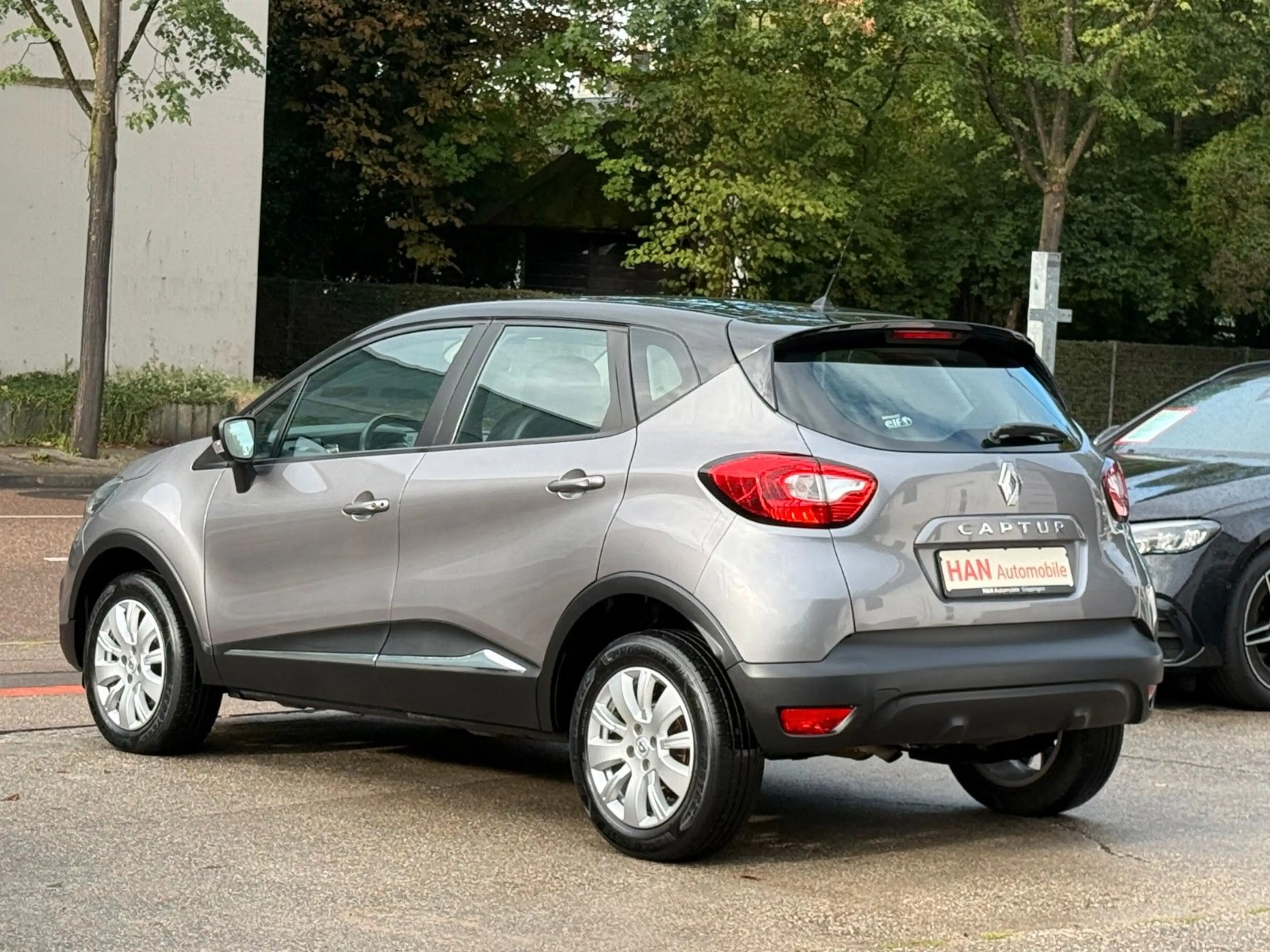 Renault Captur Experience/Automatik/Navi/Temp./PDC — photo 15