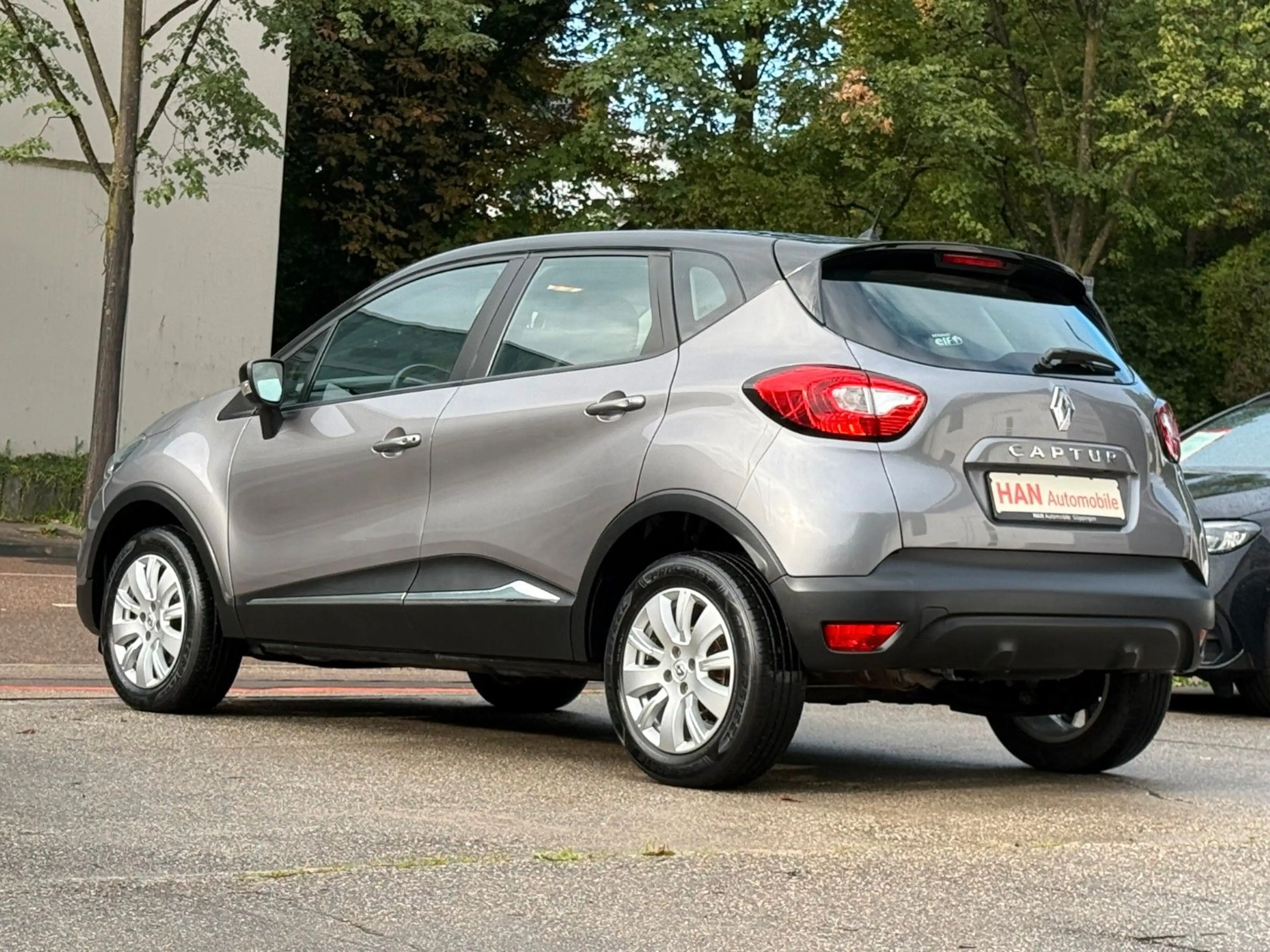 Renault Captur Experience/Automatik/Navi/Temp./PDC — photo 14