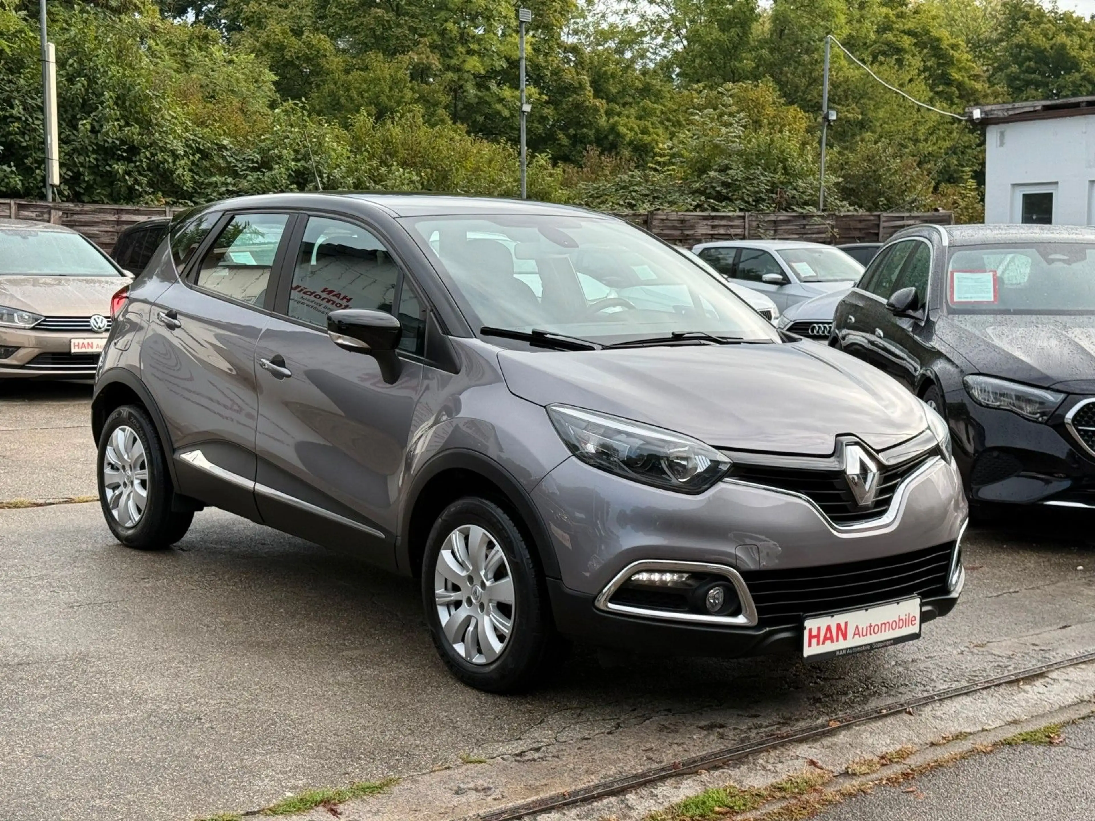 Renault Captur Experience/Automatik/Navi/Temp./PDC — photo 4