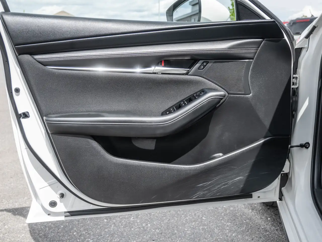 Mazda 3 снимка Mazda 3