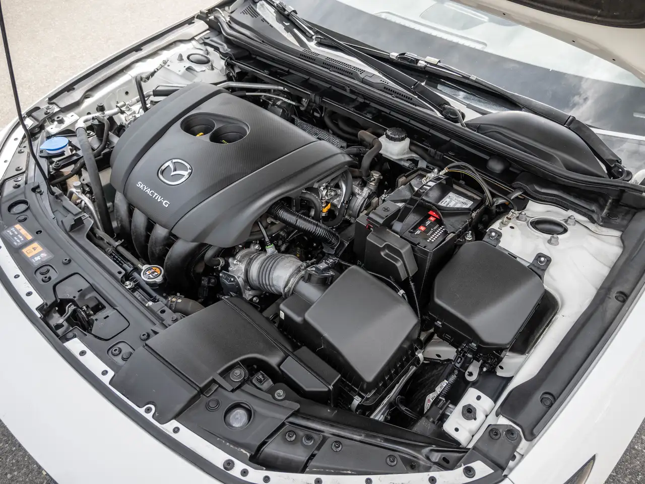 Mazda 3 снимка Mazda 3