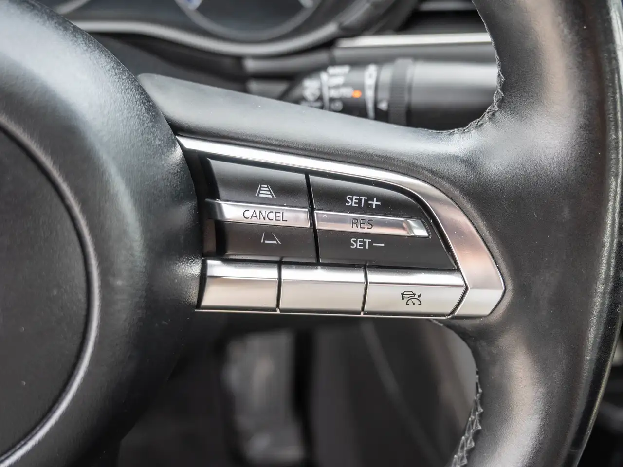 Mazda 3 снимка Mazda 3