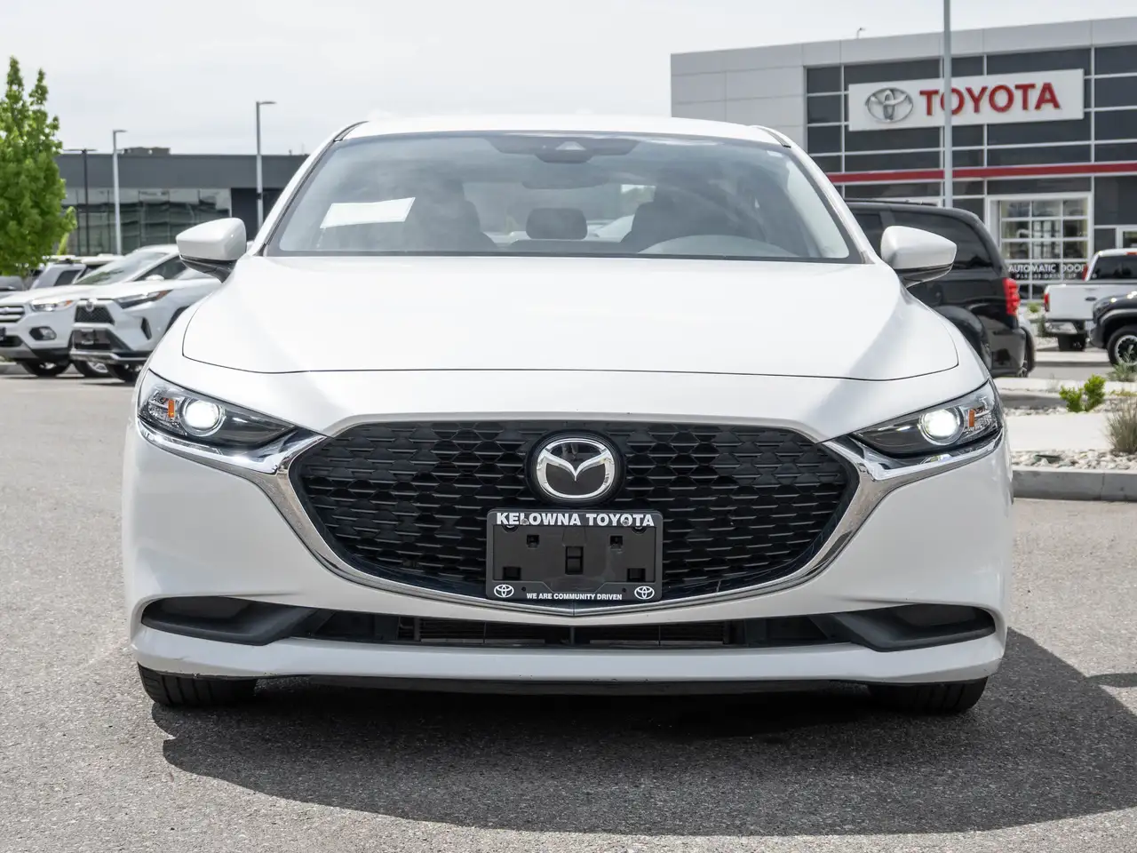 Mazda 3 снимка Mazda 3