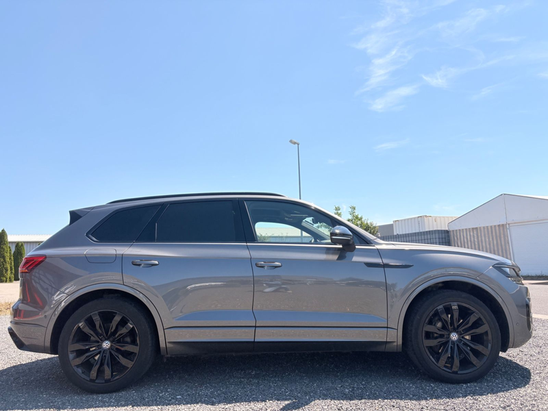 Volkswagen Touareg R-Line Dynaudio Suzuka AHK dig. Cockpit — photo 4