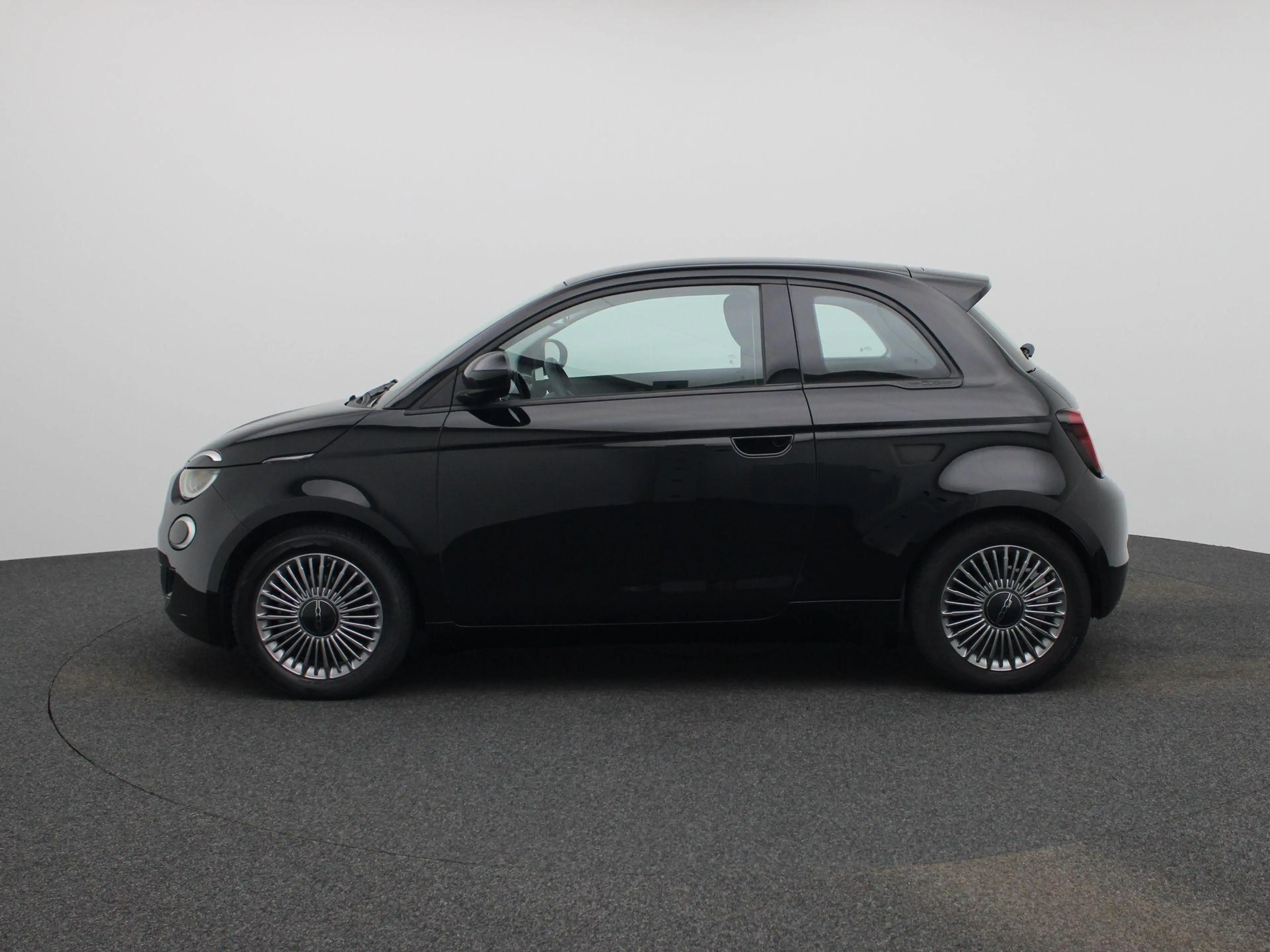 Fiat 500 RED 42 kWh — photo 4