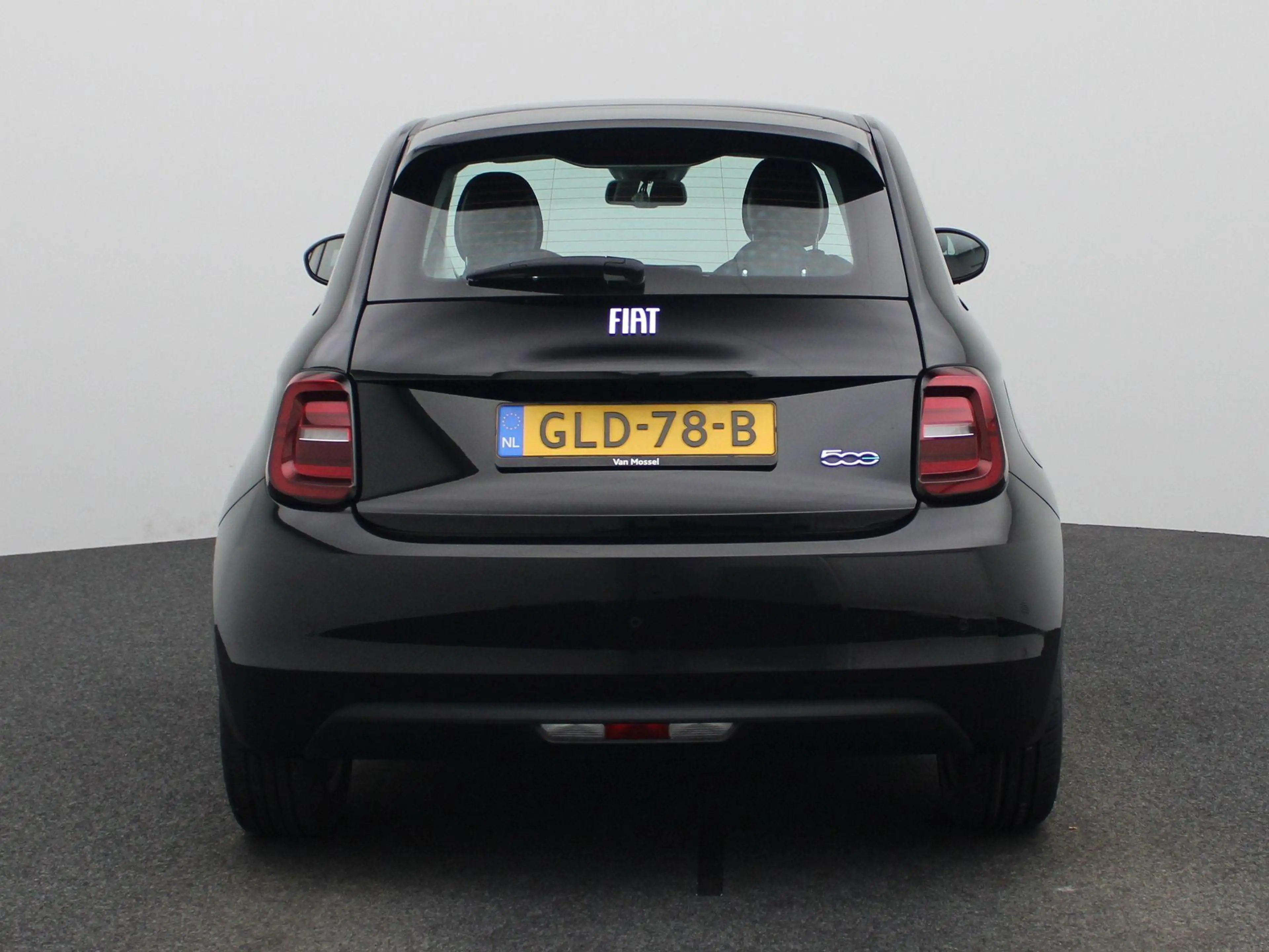 Fiat 500 RED 42 kWh — photo 5