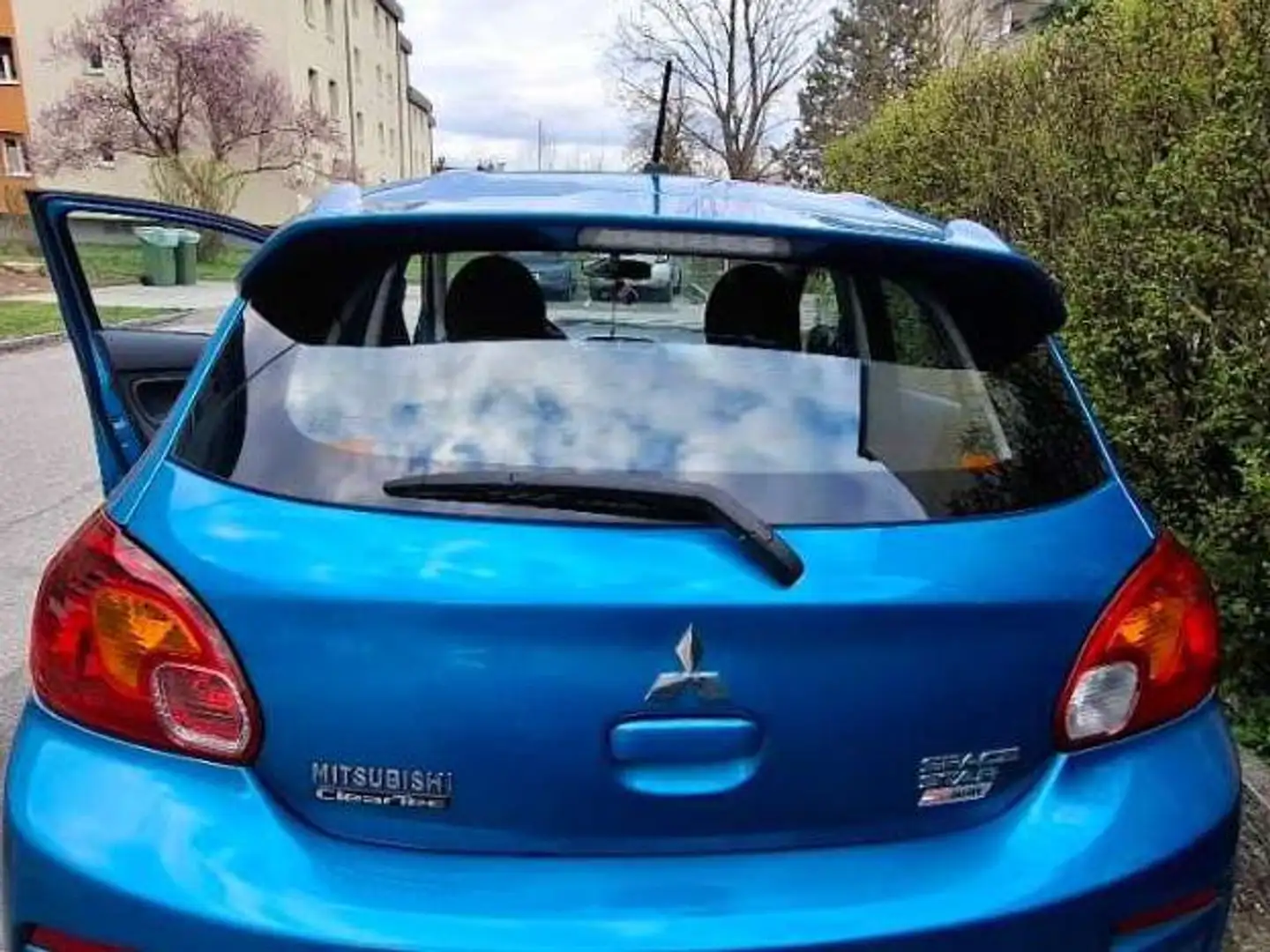 Mitsubishi Space Star Space Star 1,0 MIVEC Inform AS Blau - 2
