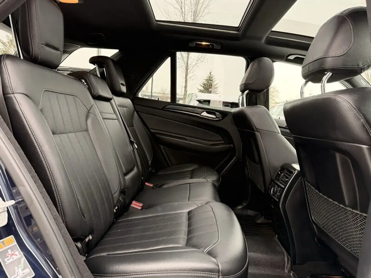 Mercedes-Benz GLE снимка Mercedes-Benz GLE