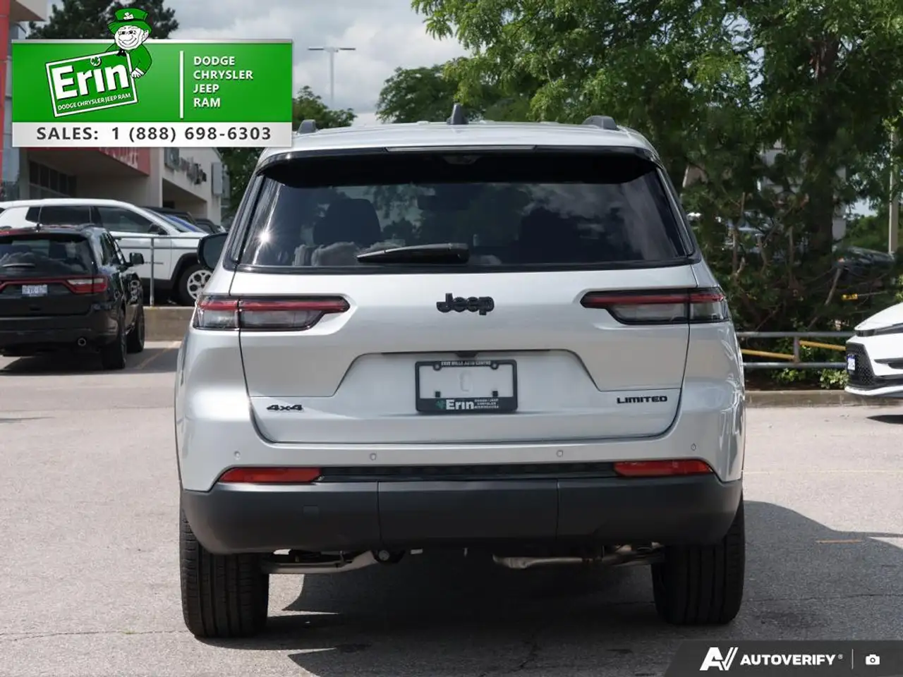 Jeep Grand Cherokee снимка Jeep Grand Cherokee