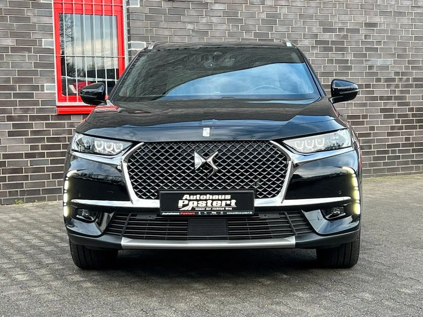 DS Automobiles 7 Crossback Grand Chic Negro - 2