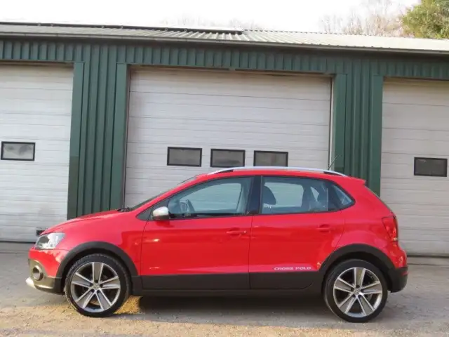 Volkswagen Polo Cross 1.2 TSI HIGHLINE