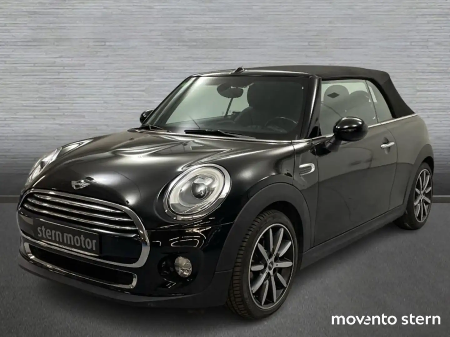 MINI Cooper D Cabrio Schwarz - 1