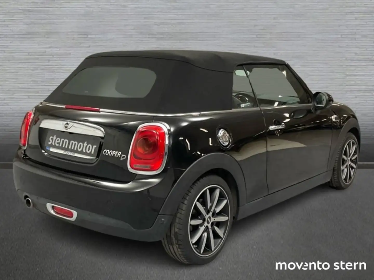 MINI Cooper D Cabrio Schwarz - 2