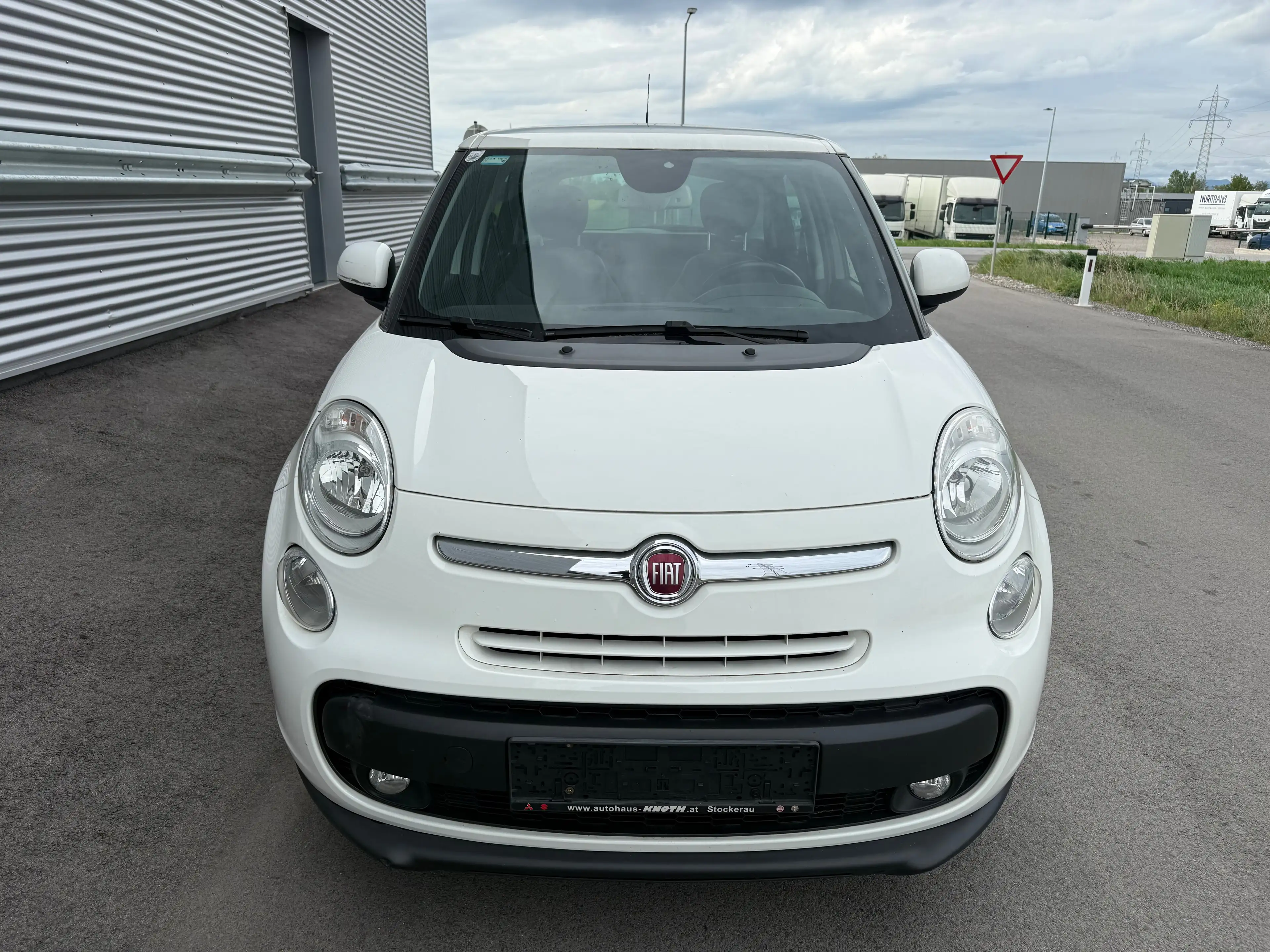 Fiat 500L Lounge Aut. ID:132 — photo 3