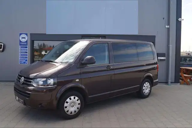 Volkswagen Multivan 2.0 TDI 140cv 9Posti CARAVELLE