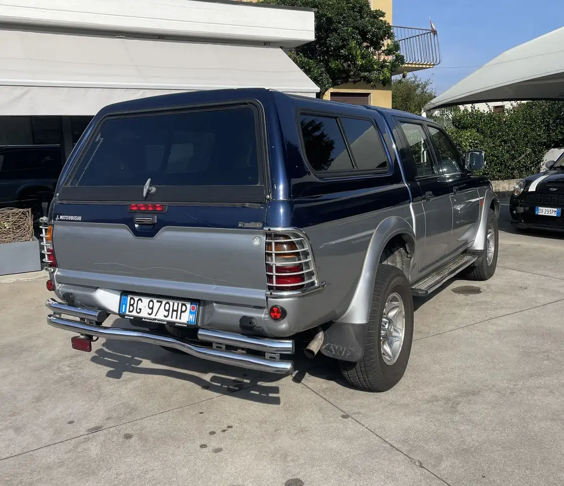 Mitsubishi L200 Hard top 2.500 TDI 4WD, foto 6