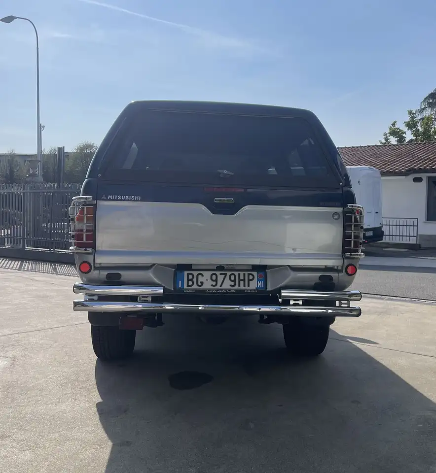 Mitsubishi L200 Hard top 2.500 TDI 4WD, foto 10