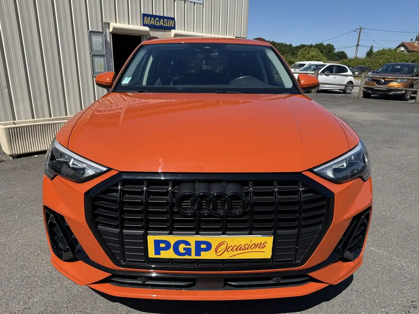 Audi Q3 35 TFSI 150CH MILD HYBRID S TRONIC 7 Orange - 2