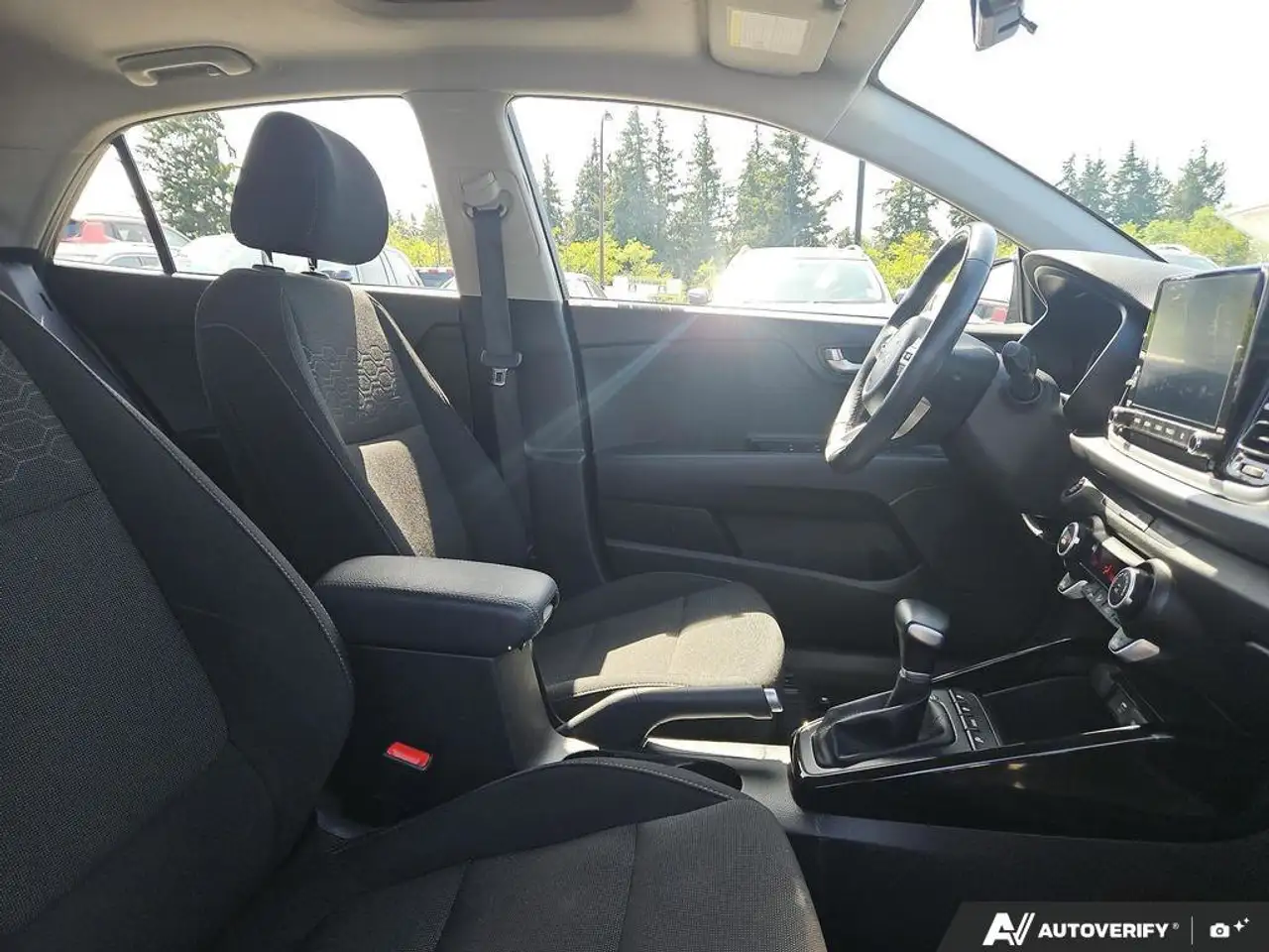 Kia Rio снимка Kia Rio