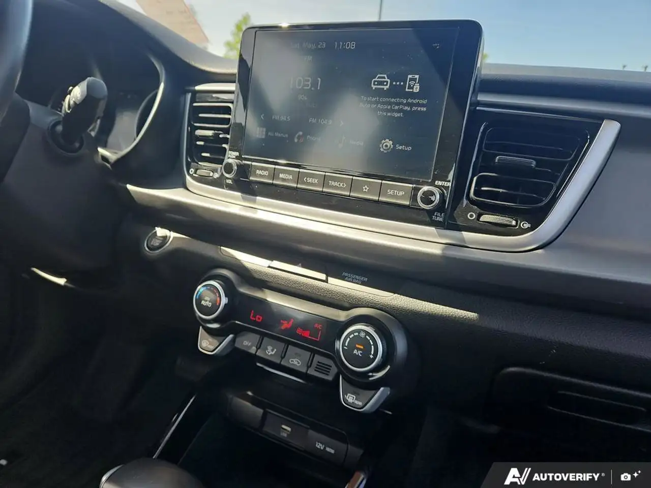 Kia Rio снимка Kia Rio