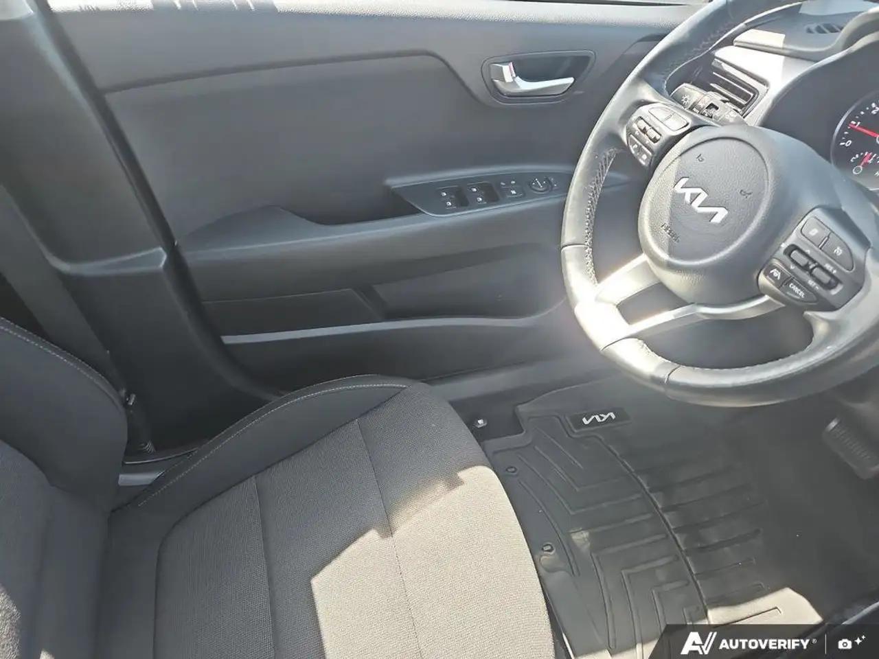 Kia Rio снимка Kia Rio