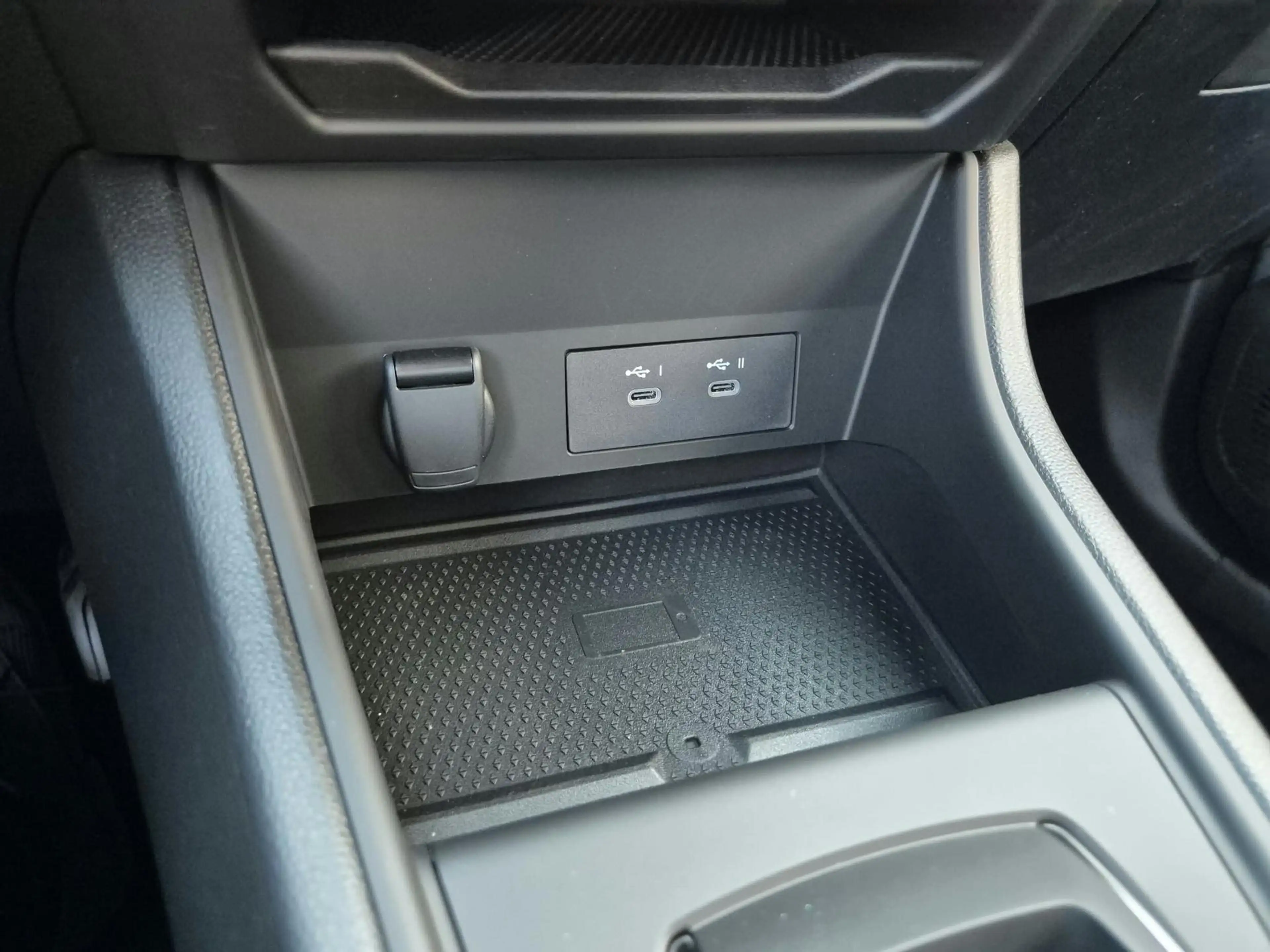 Mitsubishi ASX 1.8 HEV Black Edition | Achteruitrijcamera — photo 14