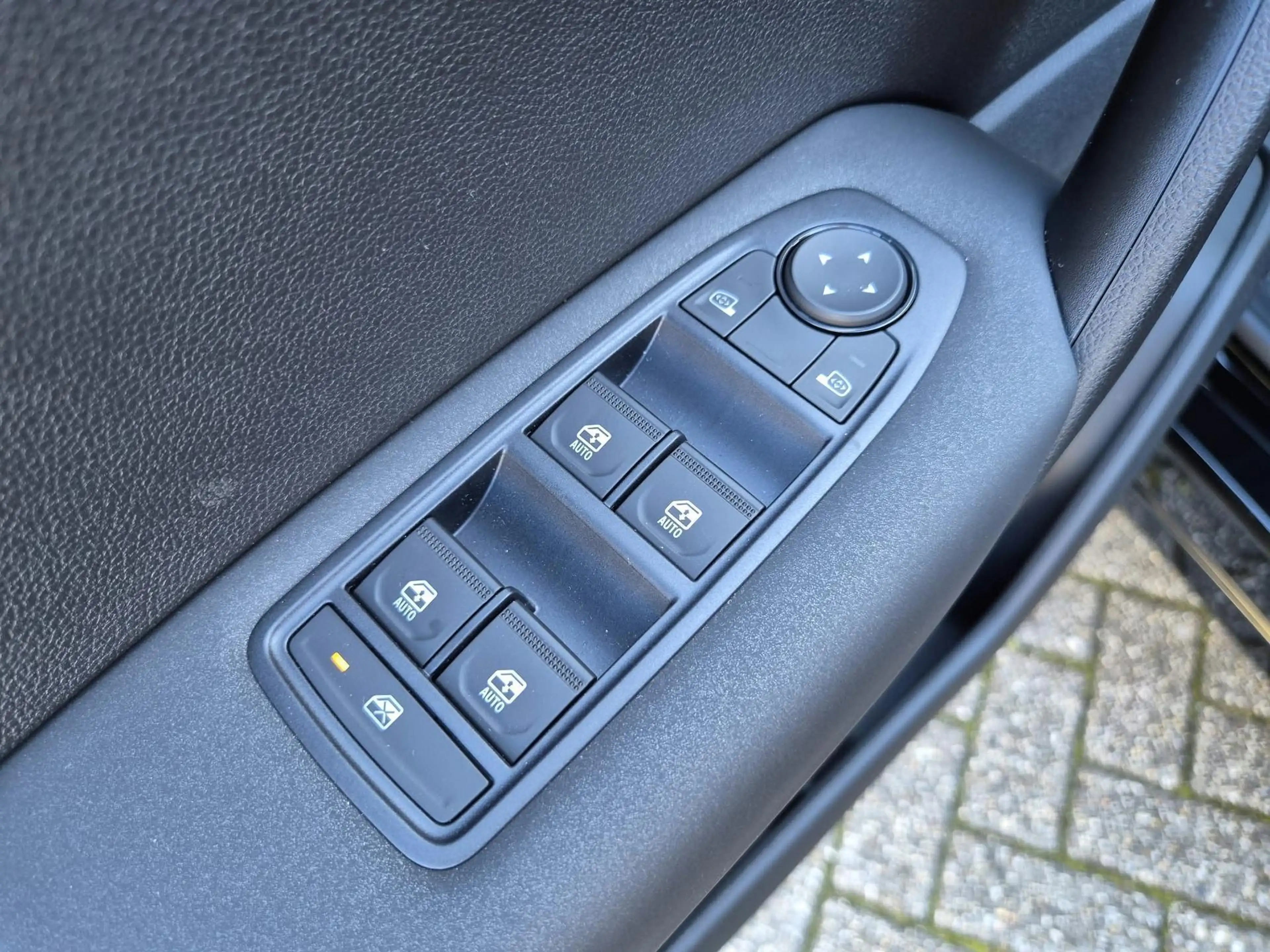 Mitsubishi ASX 1.8 HEV Black Edition | Achteruitrijcamera — photo 8