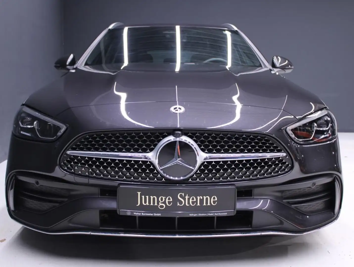 Mercedes-Benz C 200 T AMG+LED+NAVI+AHK+MBUX+KAMERA+Distronic Grijs - 2