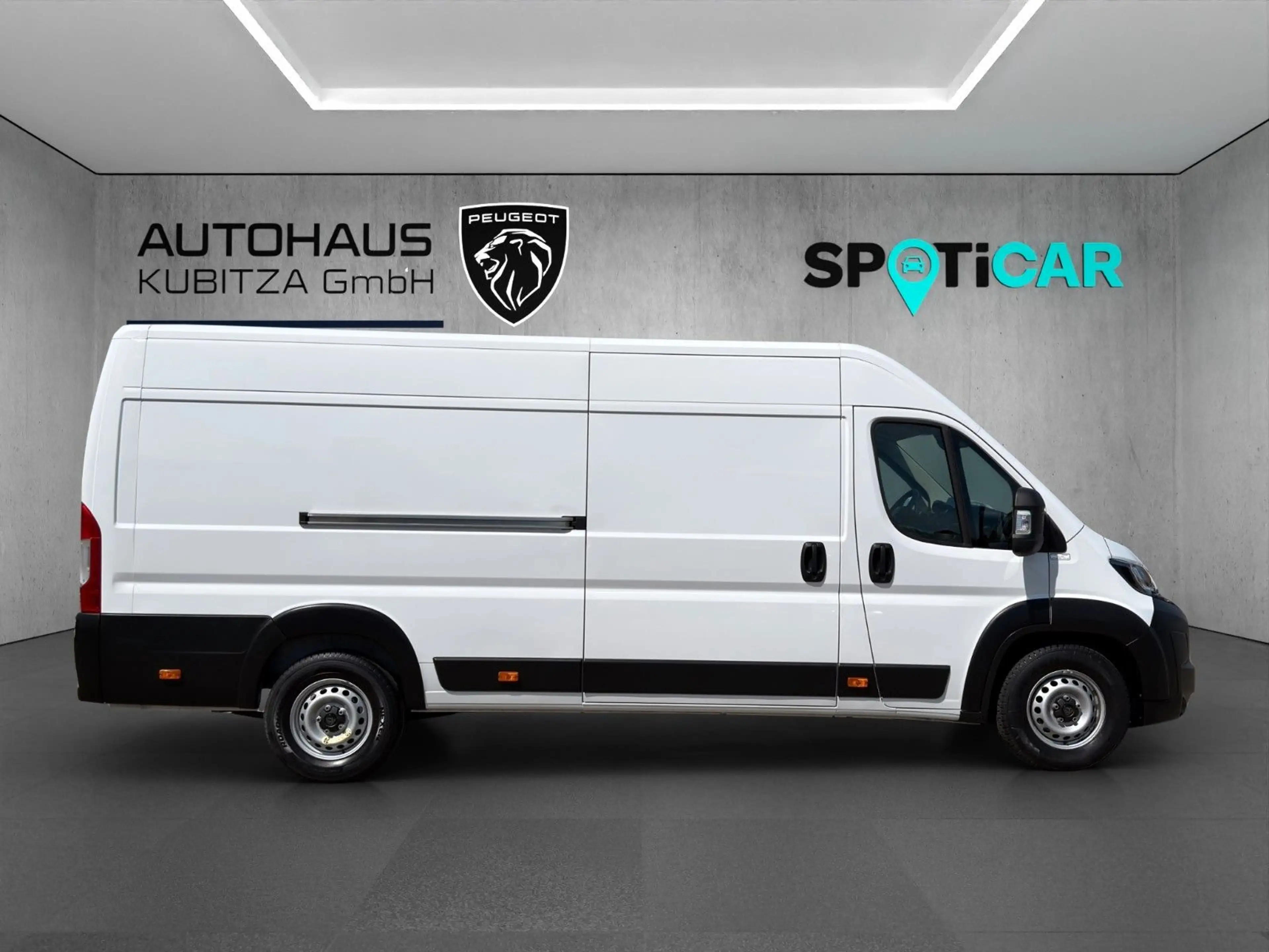 Peugeot Boxer KW 435 L4H2 HDi 180 EAT8 — photo 7