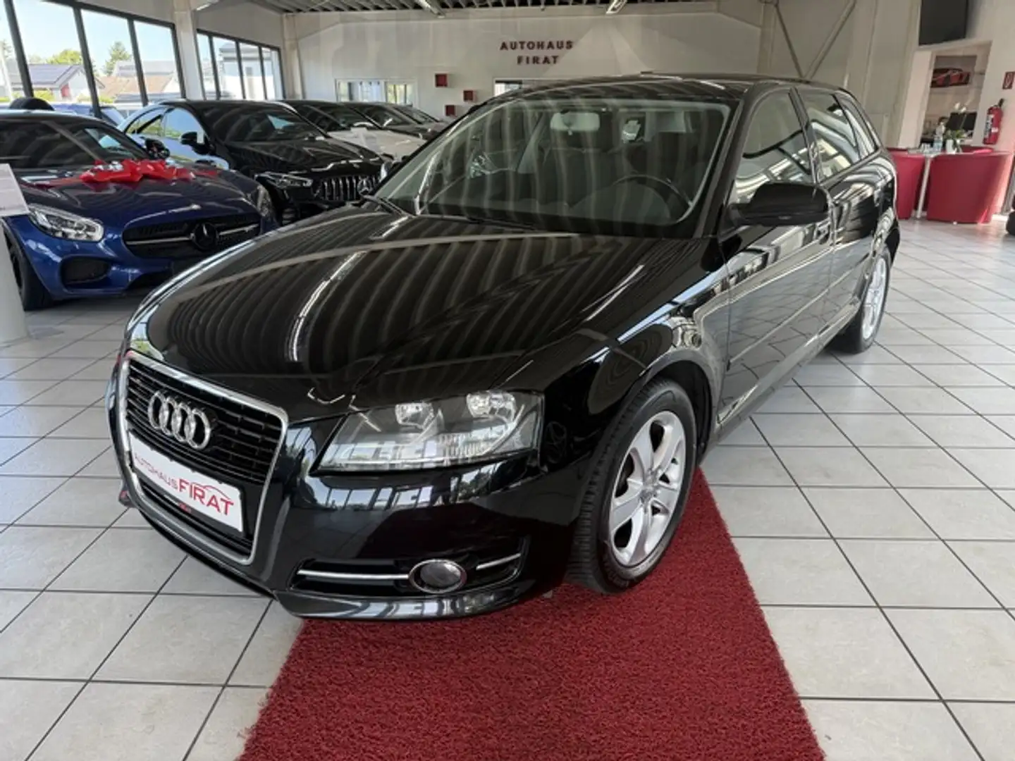 Audi A3 1.6 TDI (DPF) 66kW Sportback TÜV 04/2027 Noir - 1