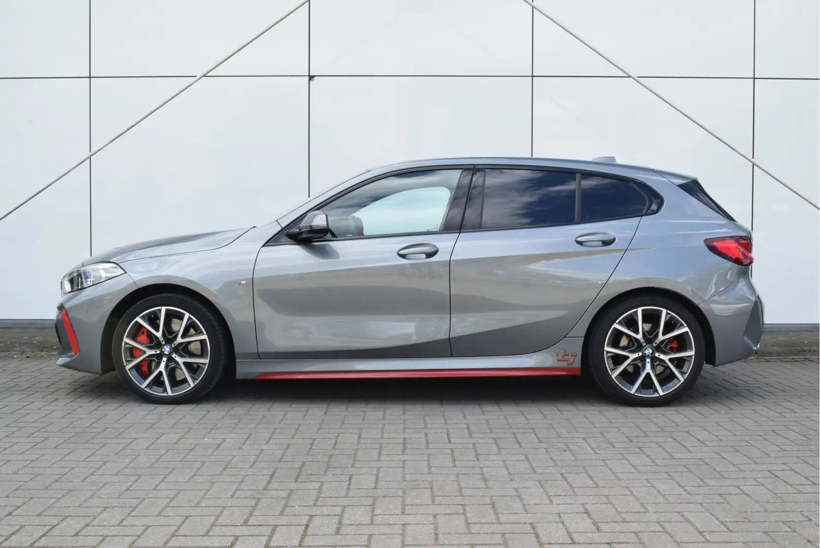 BMW 128 1 Serie 128ti High Executive M Sport Automaat / Pa Grijs - 2
