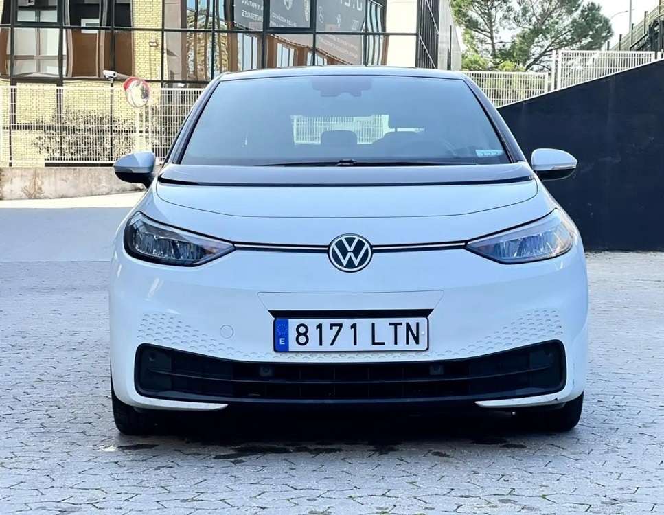 Volkswagen Fox ID.3 Life - foto 1