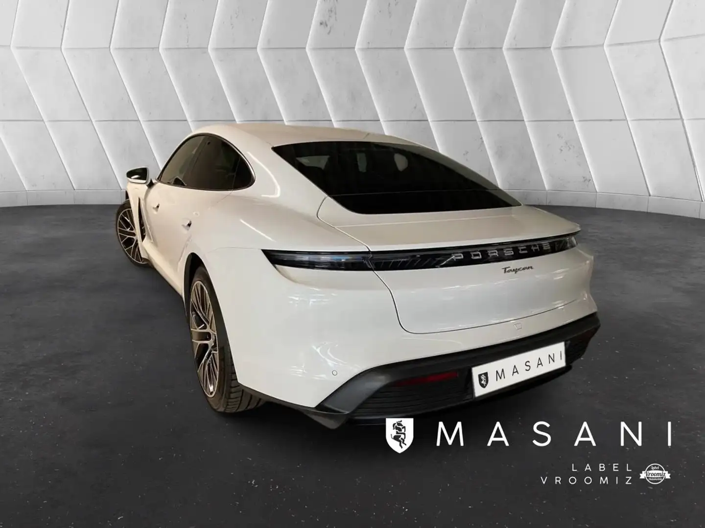 Porsche Taycan 476ch pompe range ge-volant chauf. Blanc - 2