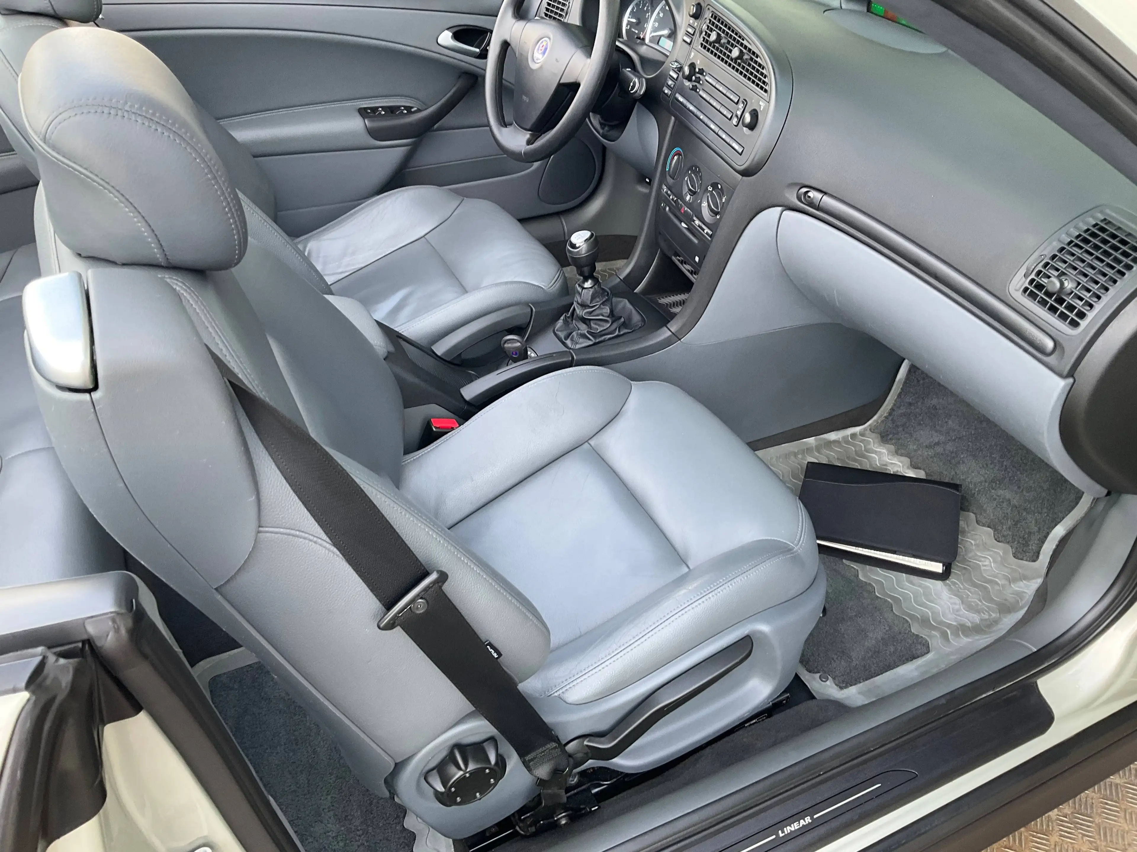 Saab 9-3 9-3 Cabriolet 1.8 t Cabrio 1.Hand Unfallfrei TüV Neu — photo 28