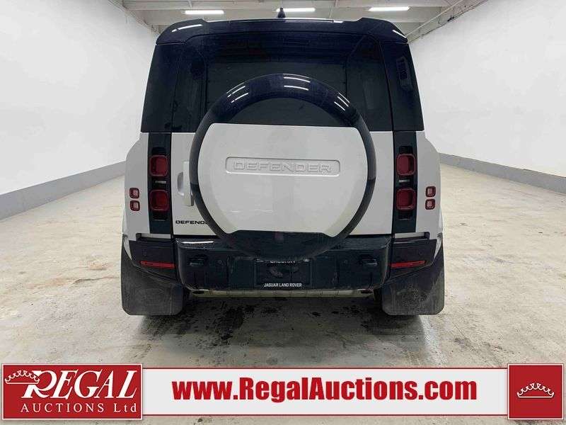 2024 Land Rover Defender 110 P400 X-DYNAMIC SE thumb 32