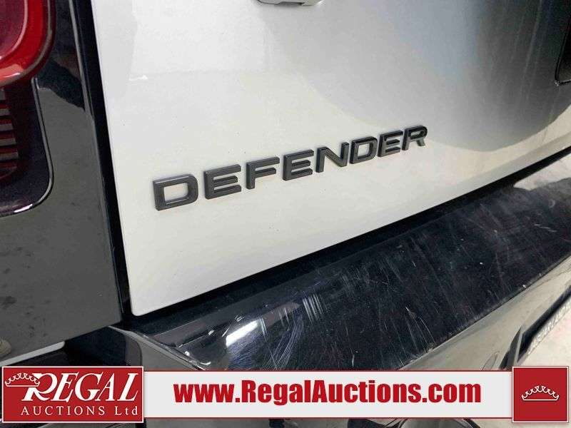 2024 Land Rover Defender 110 P400 X-DYNAMIC SE thumb 42