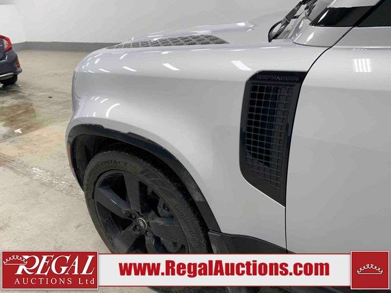 2024 Land Rover Defender 110 P400 X-DYNAMIC SE thumb 28