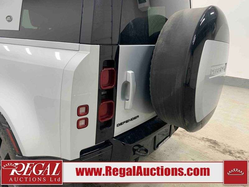 2024 Land Rover Defender 110 P400 X-DYNAMIC SE thumb 33