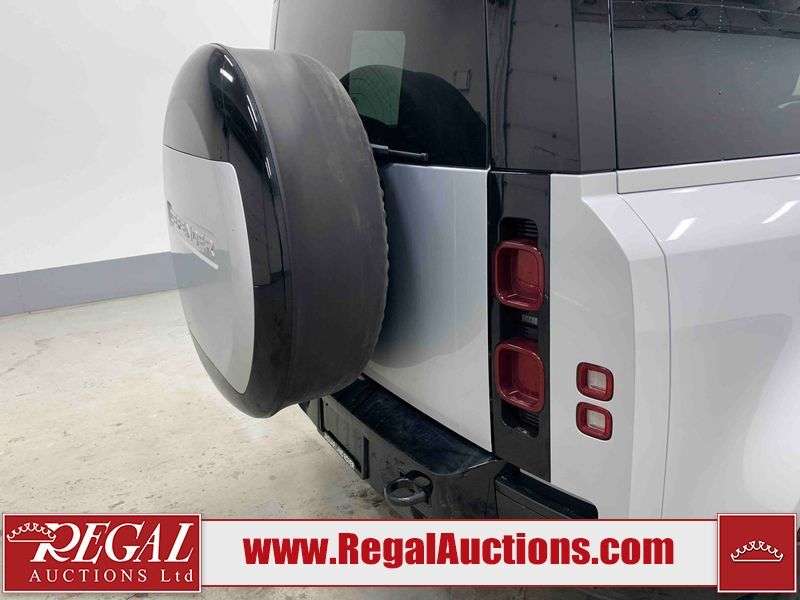 2024 Land Rover Defender 110 P400 X-DYNAMIC SE thumb 34