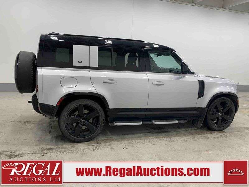 2024 Land Rover Defender 110 P400 X-DYNAMIC SE thumb 35
