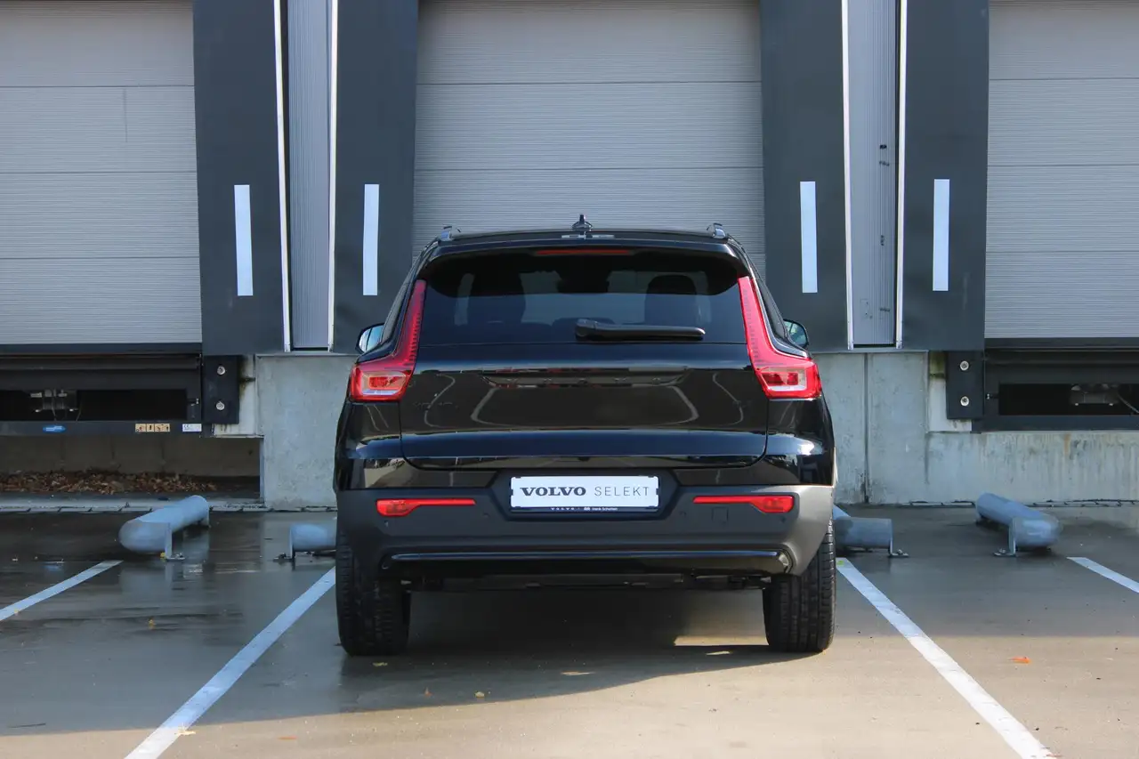 Volvo XC40 2026