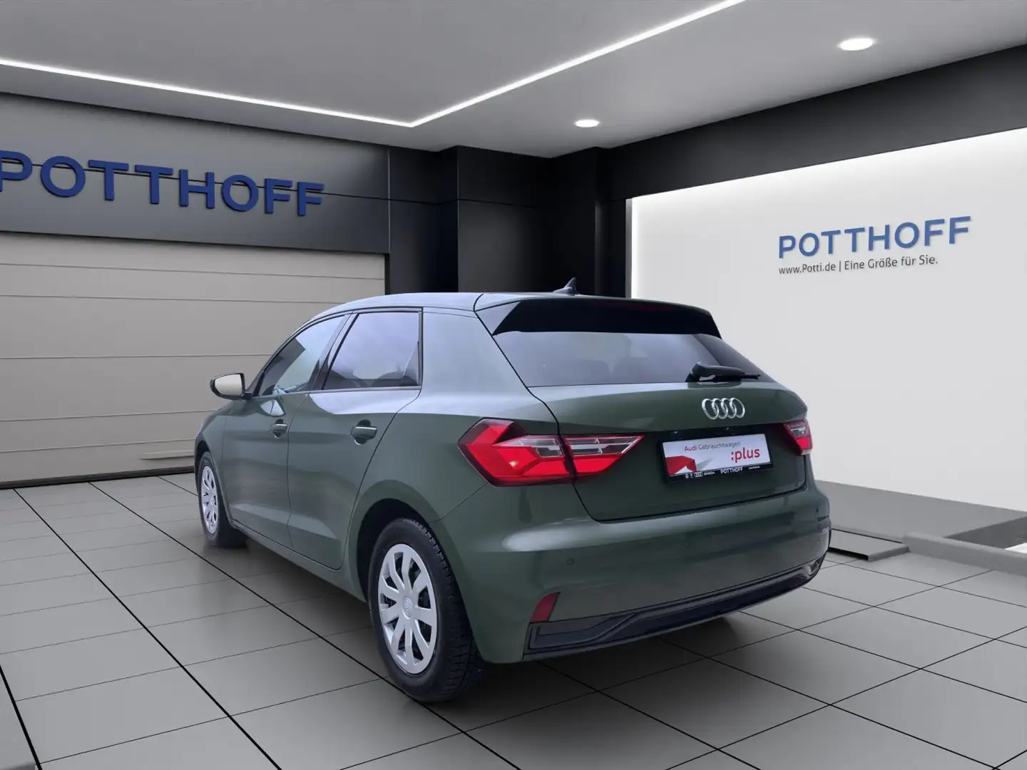 Audi A1 30 TFSI ADVANCED SITZHZG PDC KLIMA Grün - 2